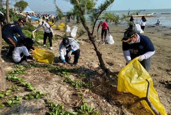 BNN Kabupaten Tuban Mengikuti Kegiatan Bersih Sampah Dalam Rangka Memperingati Word Cleanup Day 2023